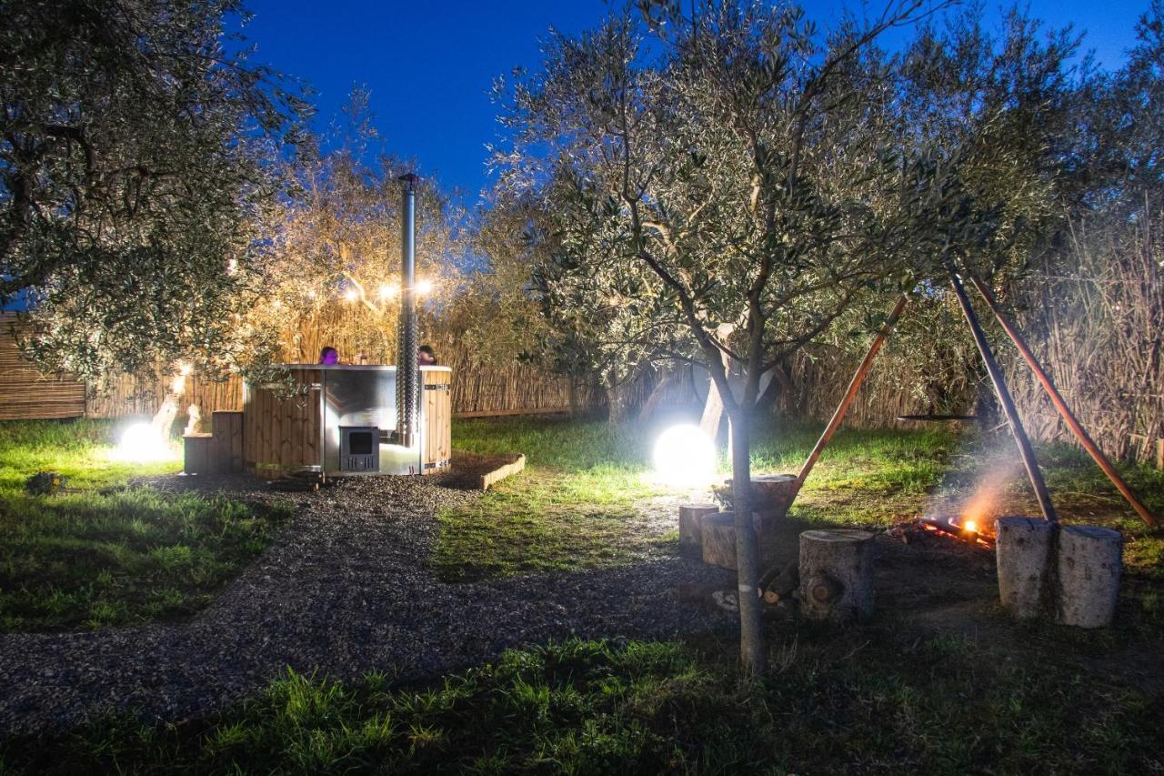 2 Cuori E 1 Yurta Glamping In Tuscany - Adults Only Asciano Eksteriør bilde