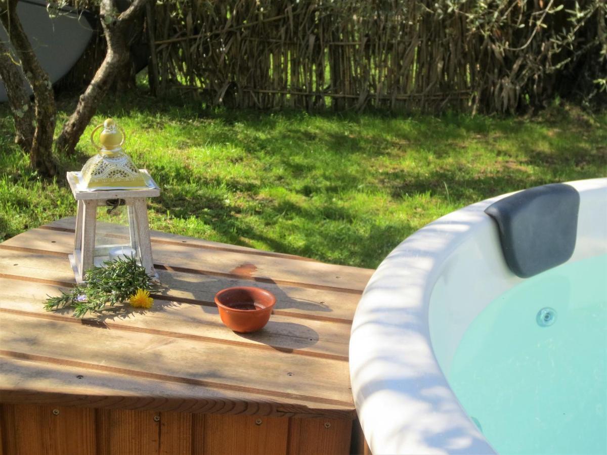 2 Cuori E 1 Yurta Glamping In Tuscany - Adults Only Asciano Eksteriør bilde