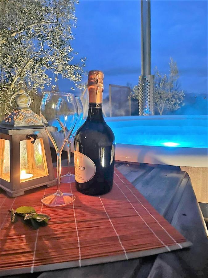 2 Cuori E 1 Yurta Glamping In Tuscany - Adults Only Asciano Eksteriør bilde