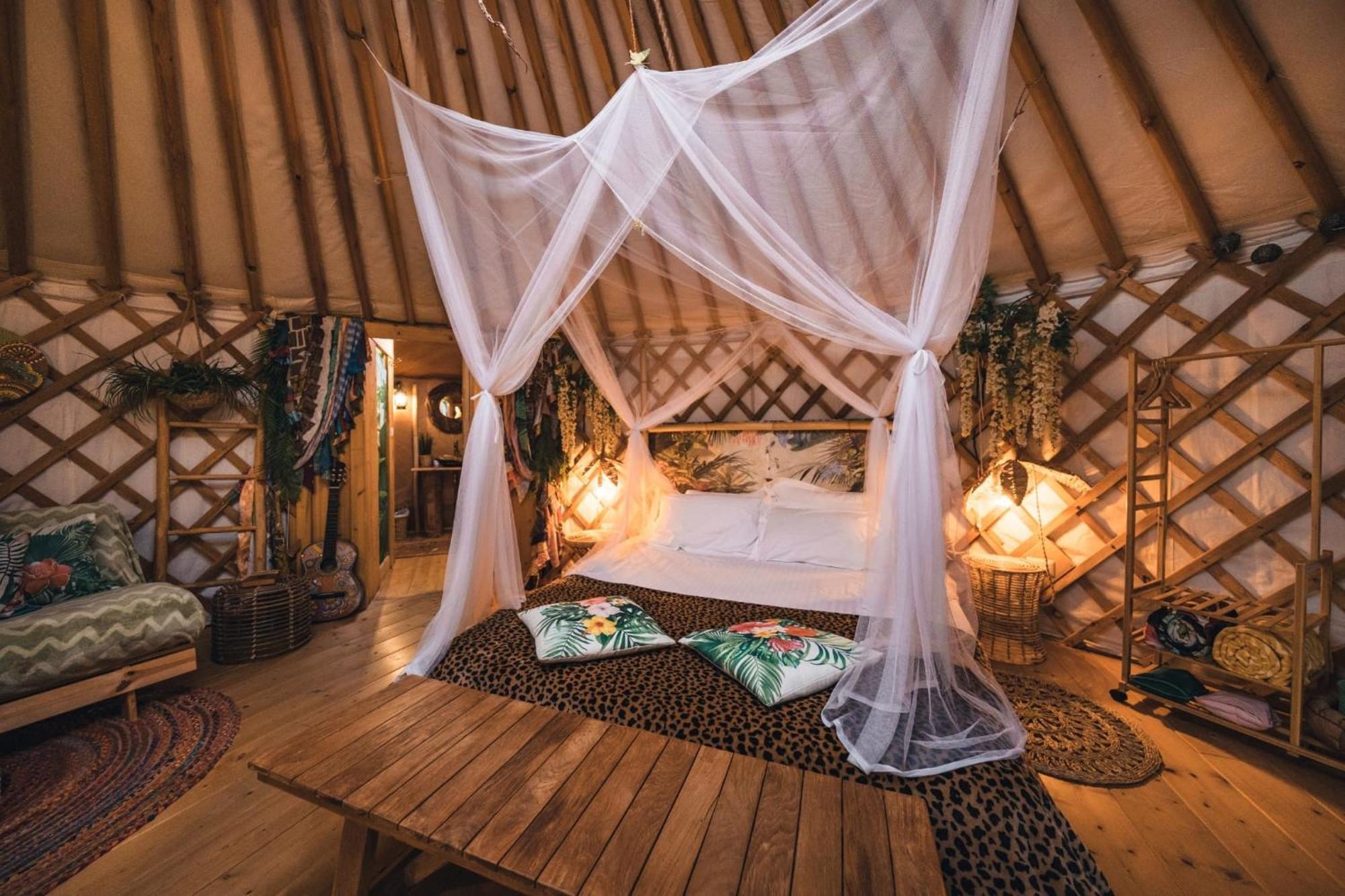 2 Cuori E 1 Yurta Glamping In Tuscany - Adults Only Asciano Eksteriør bilde